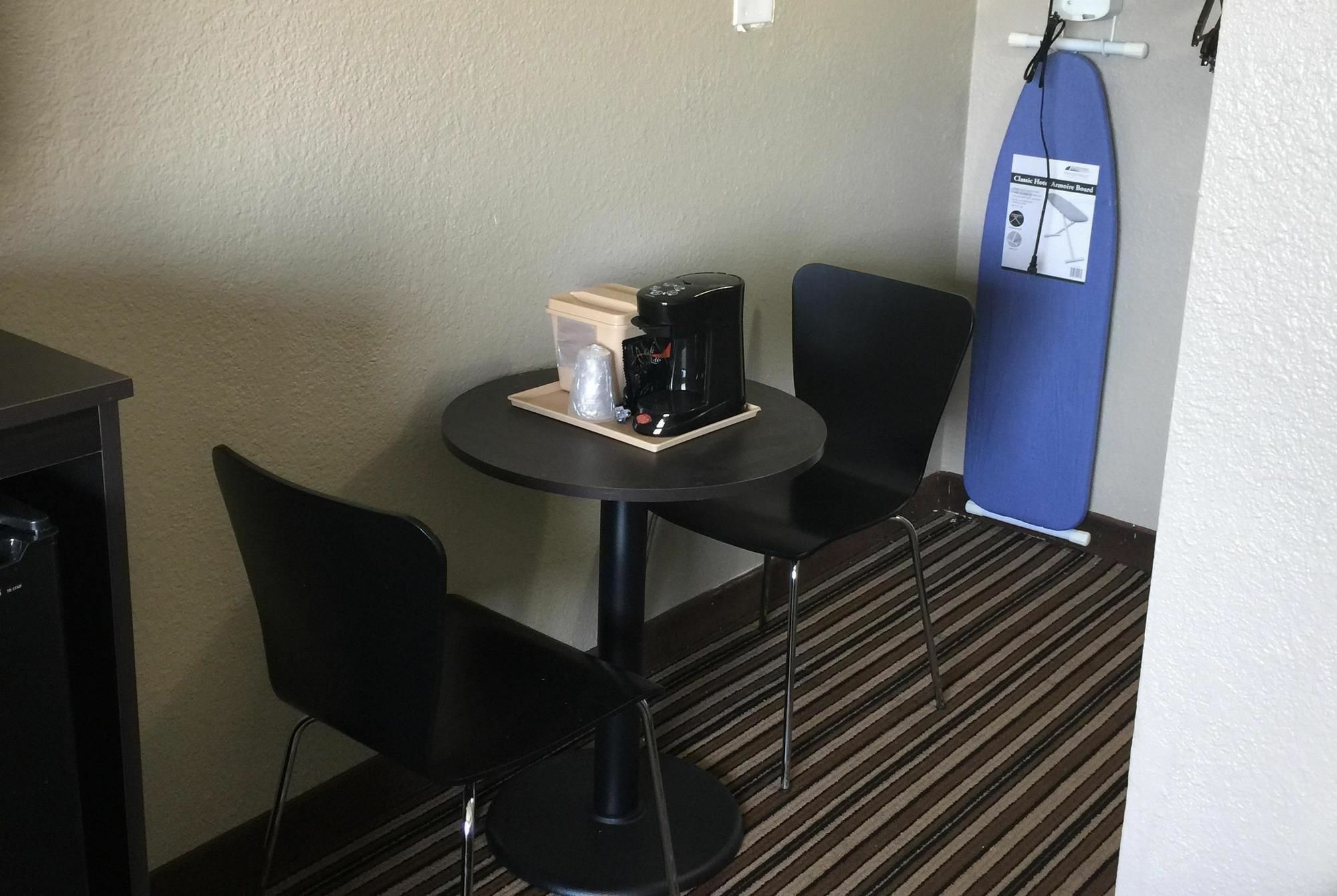 Super 8 By Wyndham Florence Eksteriør bilde